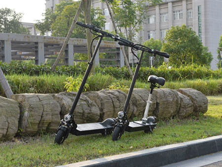 共享電動滑板車陸續入駐大學校園，意味著什么？